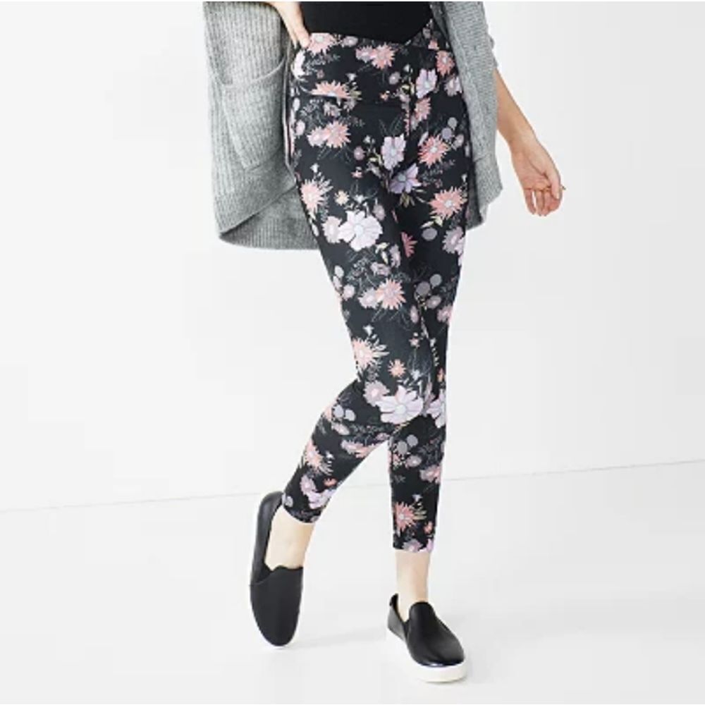 Juniors' SO® Sporty 7/8 Leggings with Crossover Waistbandby SO